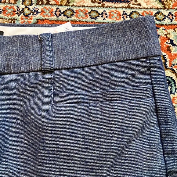 Banana Sloan pants in navy and white cotton blend. - Picture 4 of 13